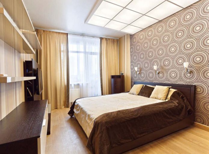 Комбиниран тапет в спалнята: шарени