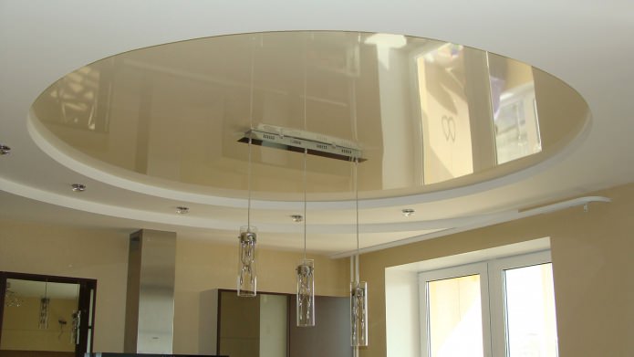 Viacúrovňový strop zo sadrokartónu v kuchyni