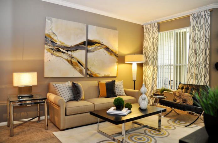 Modulárny obraz v interiéri obývacej izby
