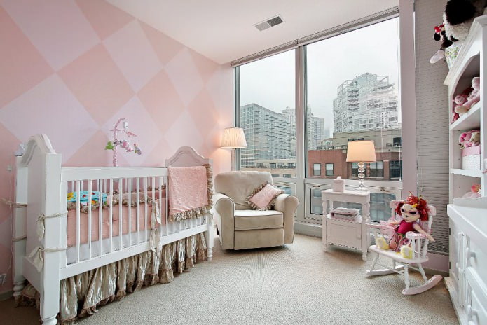 habitació per a una nena acabada de néixer