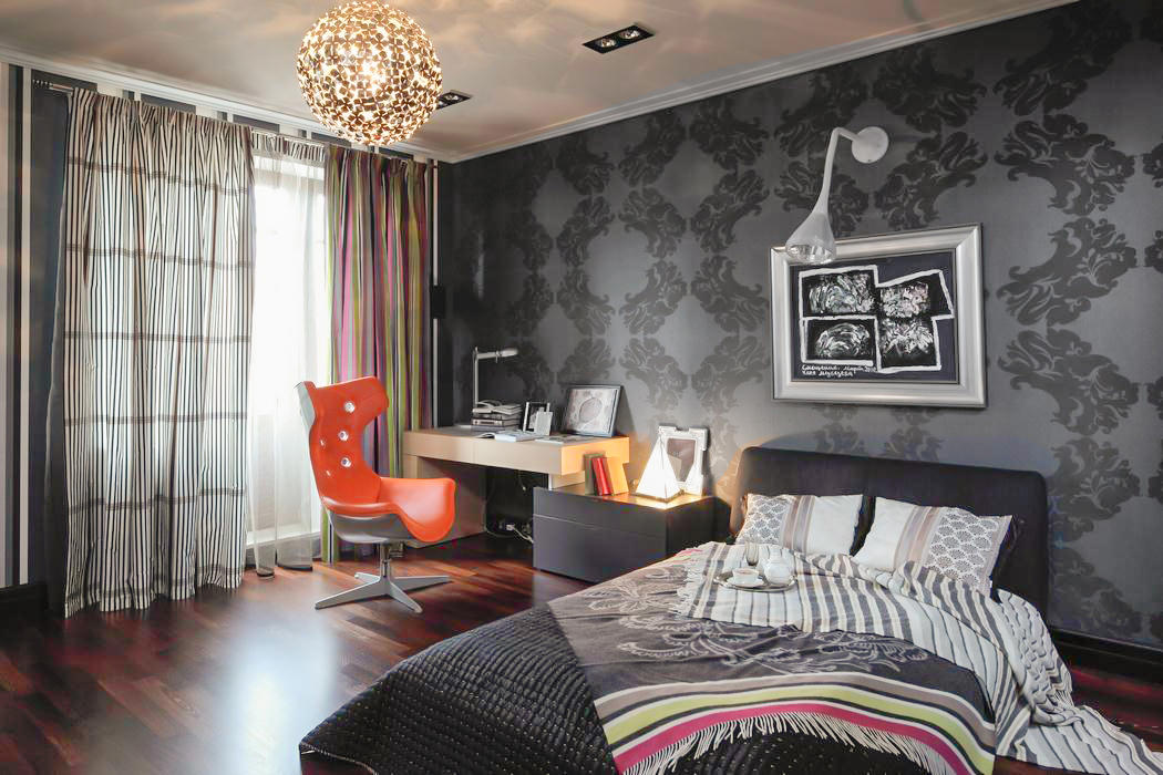 gardiner i soveværelse design med grå tapet