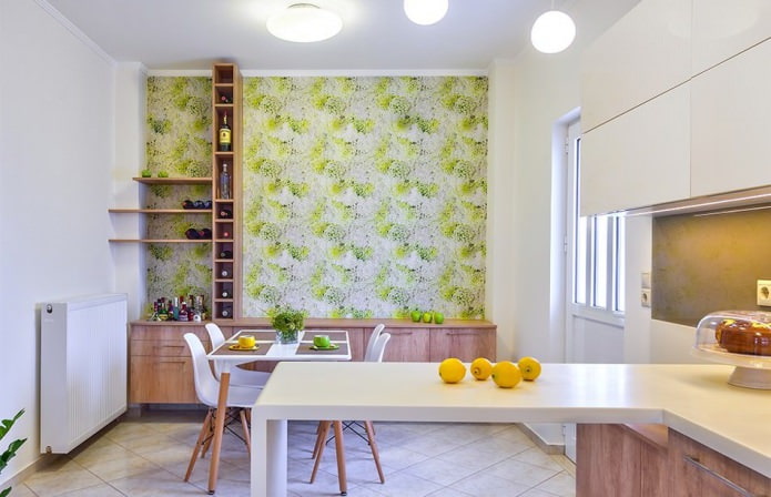 Kertas dinding hijau di dapur dengan gaya moden