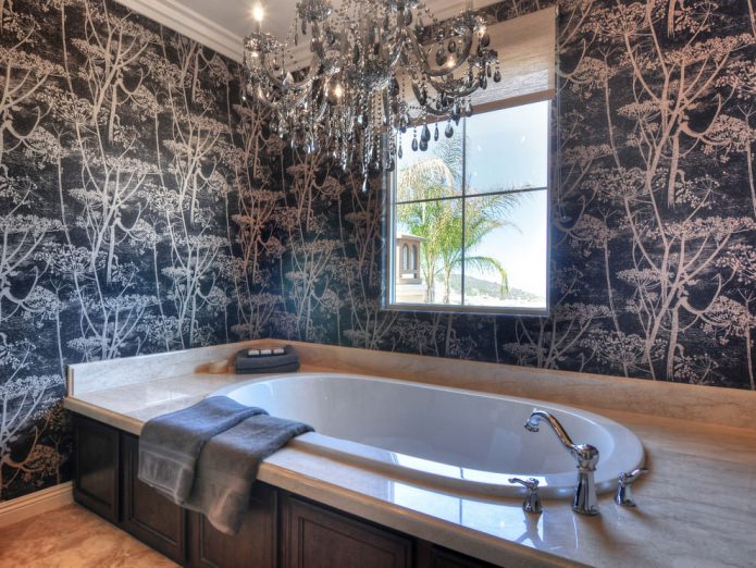 טפט כהה בעיצוב חדר אמבטיה