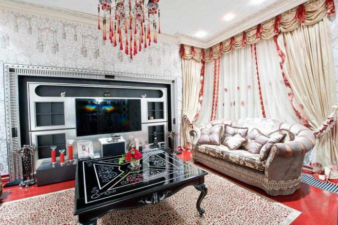 Záclony s lambrequinem do obývacího pokoje v klasickém stylu