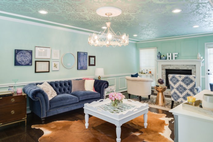 interiér obývacej izby v tyrkysových farbách