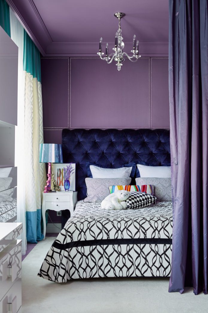 niebiesko-fioletowa sypialnia