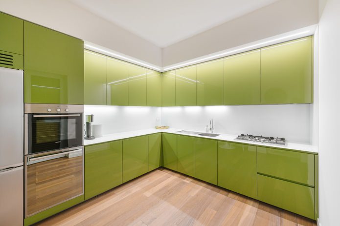 bahagian dalam dapur dengan warna hijau muda