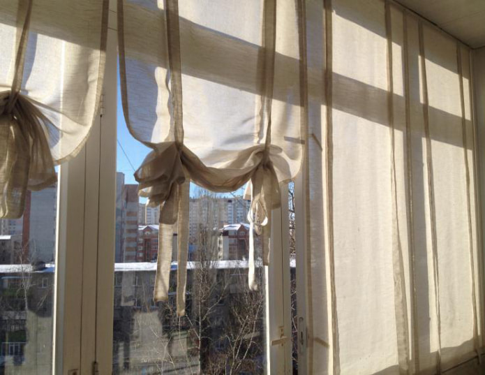 preciosa cortina amb velcro