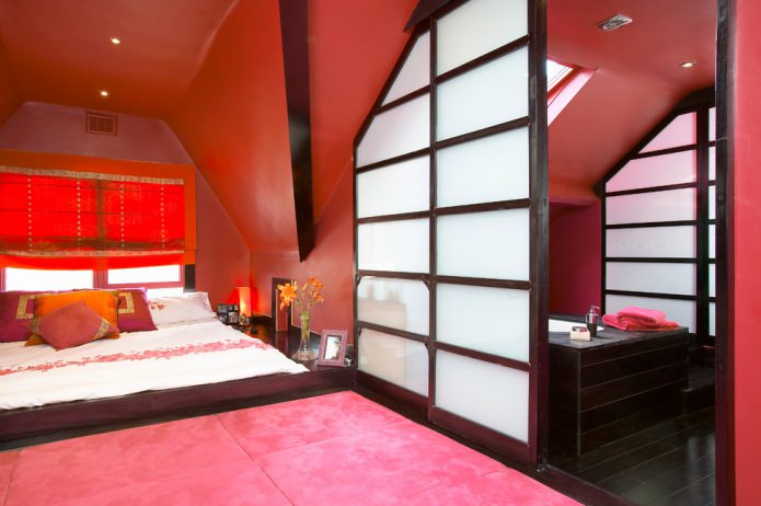 dormitor în tonuri roșii