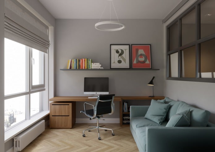 kancelársky interiér so svetlými parketami a sivými stenami