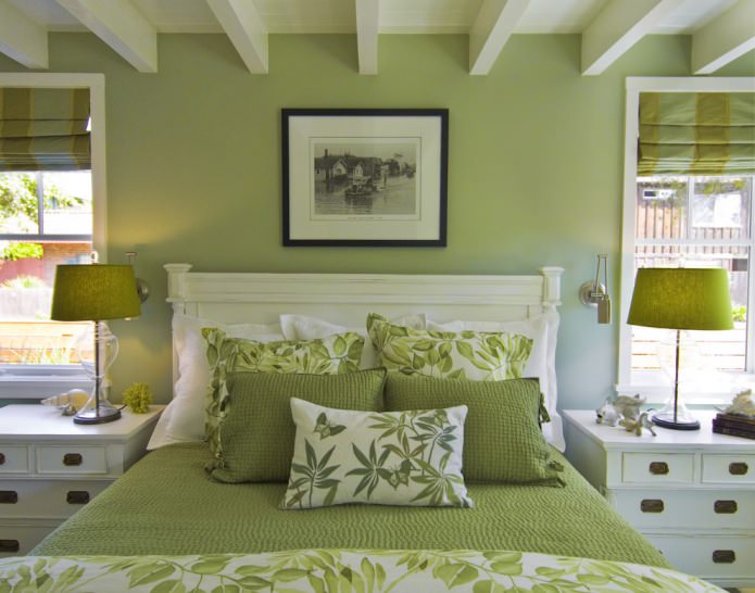 Witte en olijfkleurige slaapkamer