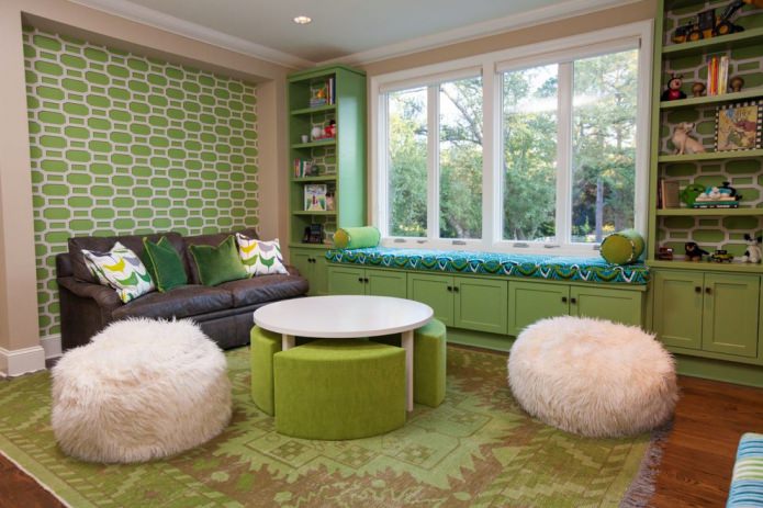 koberec v zelených tónech