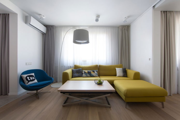 modernaus stiliaus geltona sofa