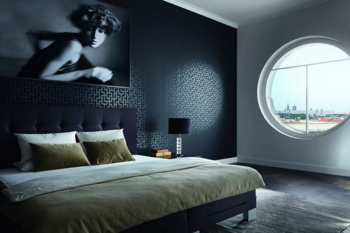 paper pintat de tela negra al dormitori