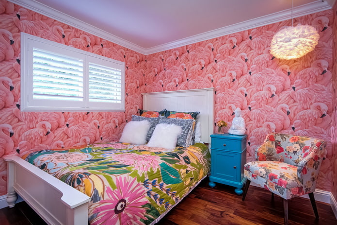giấy dán tường màu hồng trong nội thất