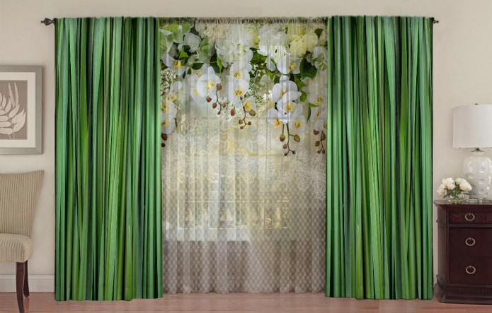 tul floral amb cortines de seda