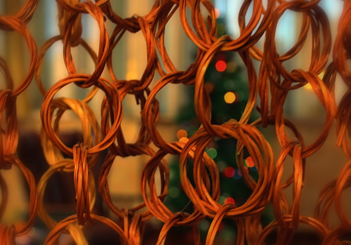 gordijnen gemaakt van bamboe ringen