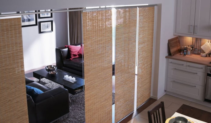 zonificació d'habitacions amb panells de bambú japonès