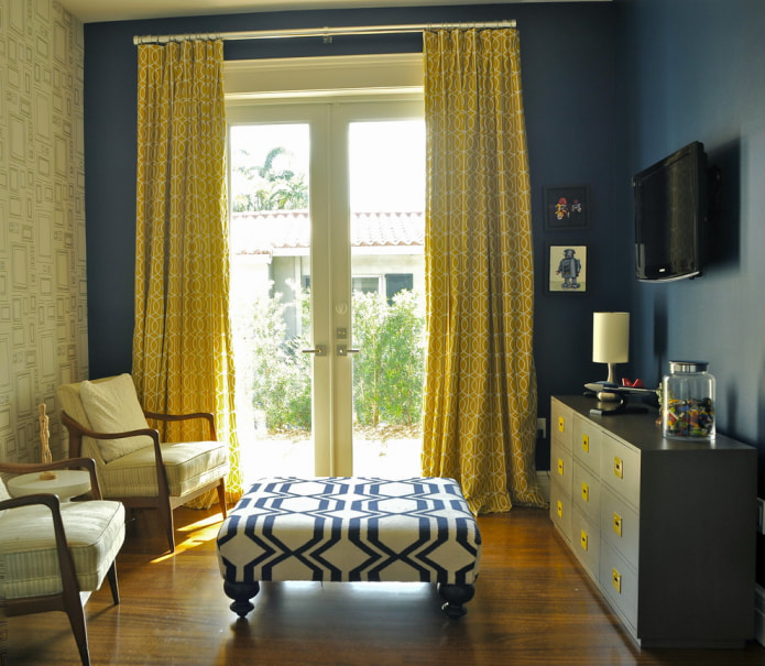modrý a žlutý pokoj