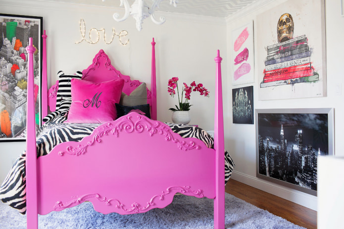 rozā gulta