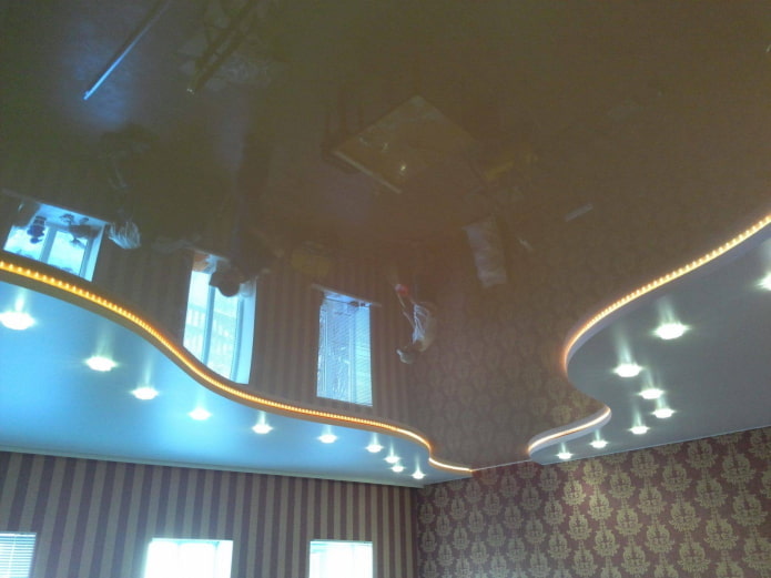 structure de plafond flottant en film PVC