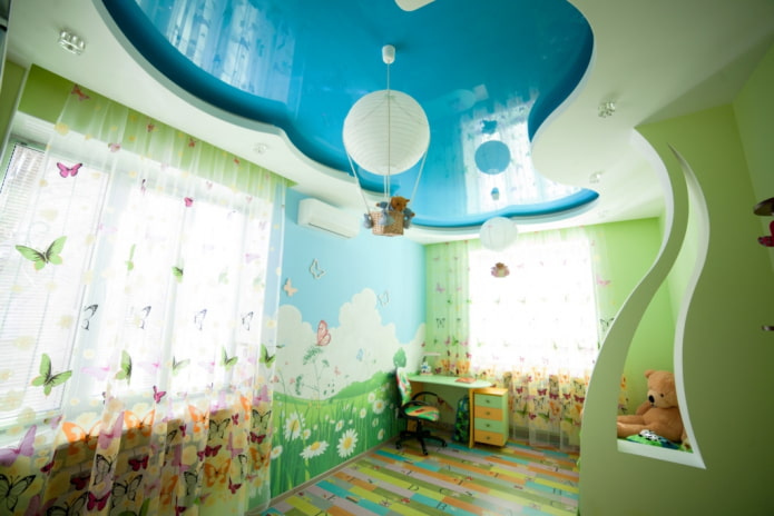 конструкция от гипсокартон с опънато платно в детската стая