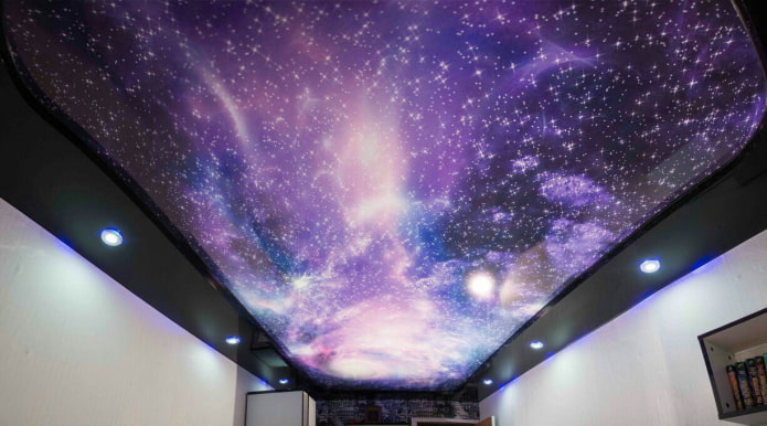 Imagine a spațiului de pe tavan