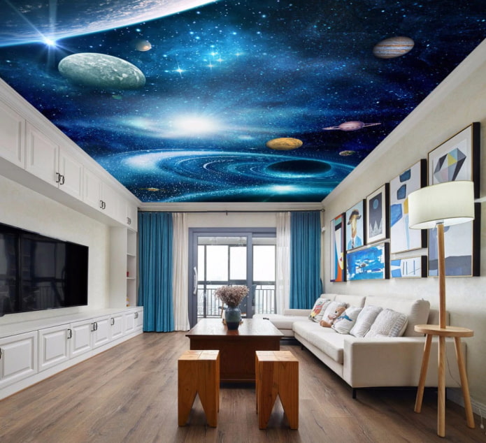 strop s obrázkom priestoru v obývacej izbe