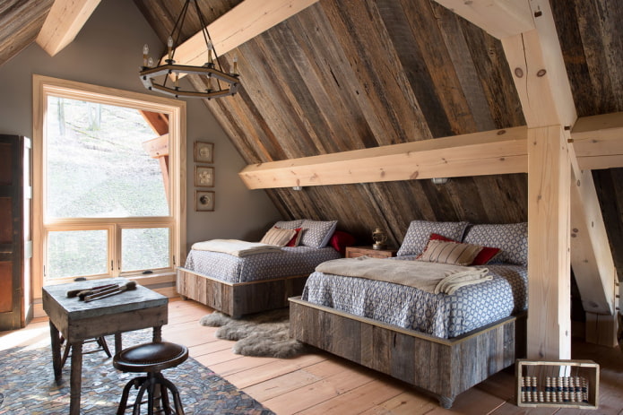 soffitto in legno rustico