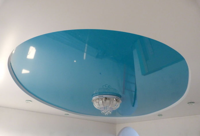 structure de plafond ronde en bleu