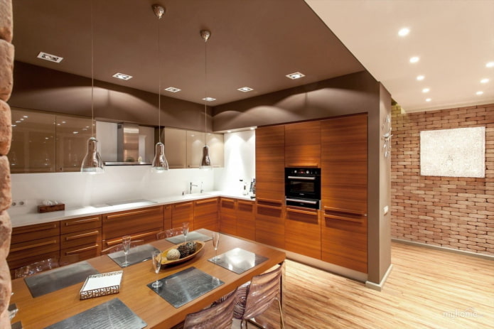 brązowy sufit we wnętrzu kuchni