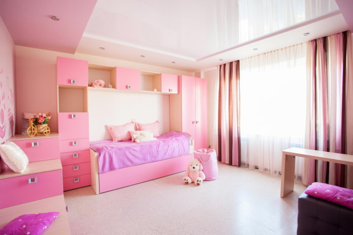 lubų dizainas vaikų miegamajame