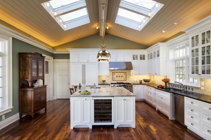 מבנה תקרה במטבח בקומת עליית הגג
