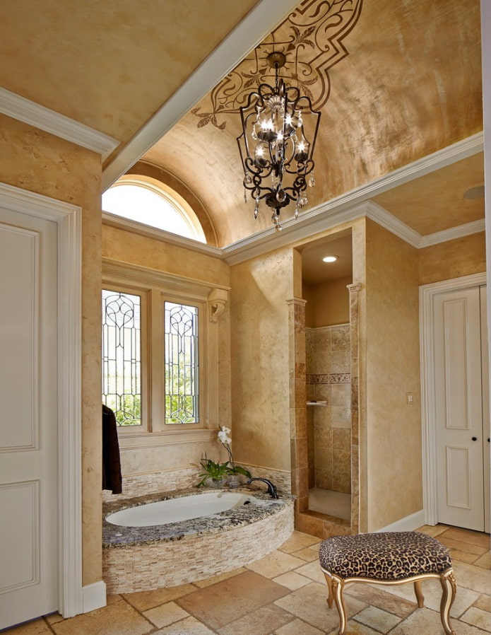 мазилка на тавана в интериора на банята