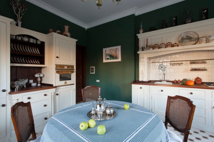 σκούρο πράσινο τοίχοι στην κουζίνα