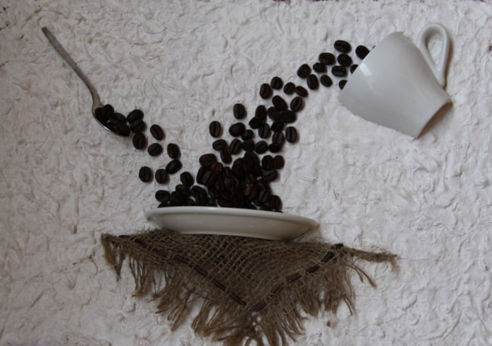 virtuves panelis no kafijas pupiņām