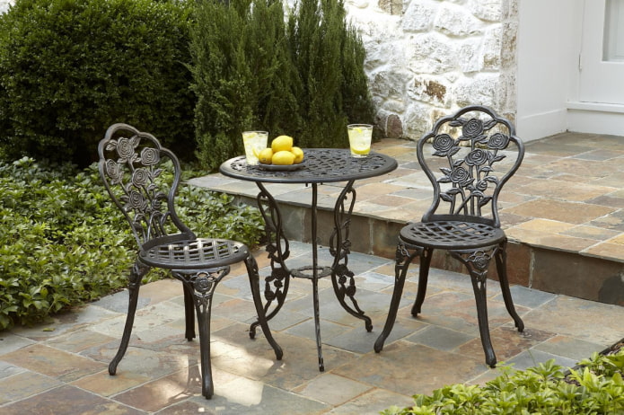 masă de grădină în aer liber din fier forjat