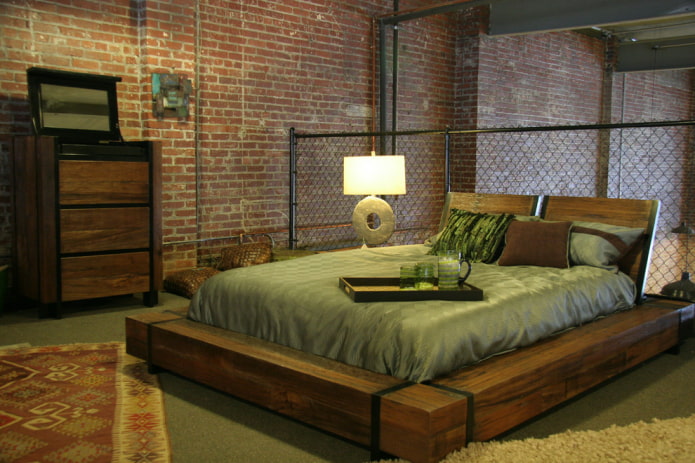 drewniane łóżko w stylu loft