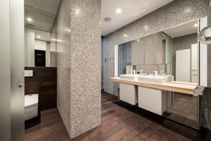 sivá mozaika v interiéri kúpeľne
