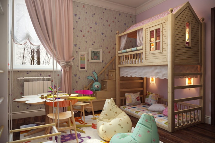 κρεβάτι με τη μορφή ενός σπιτιού στο νηπιαγωγείο για ένα κορίτσι