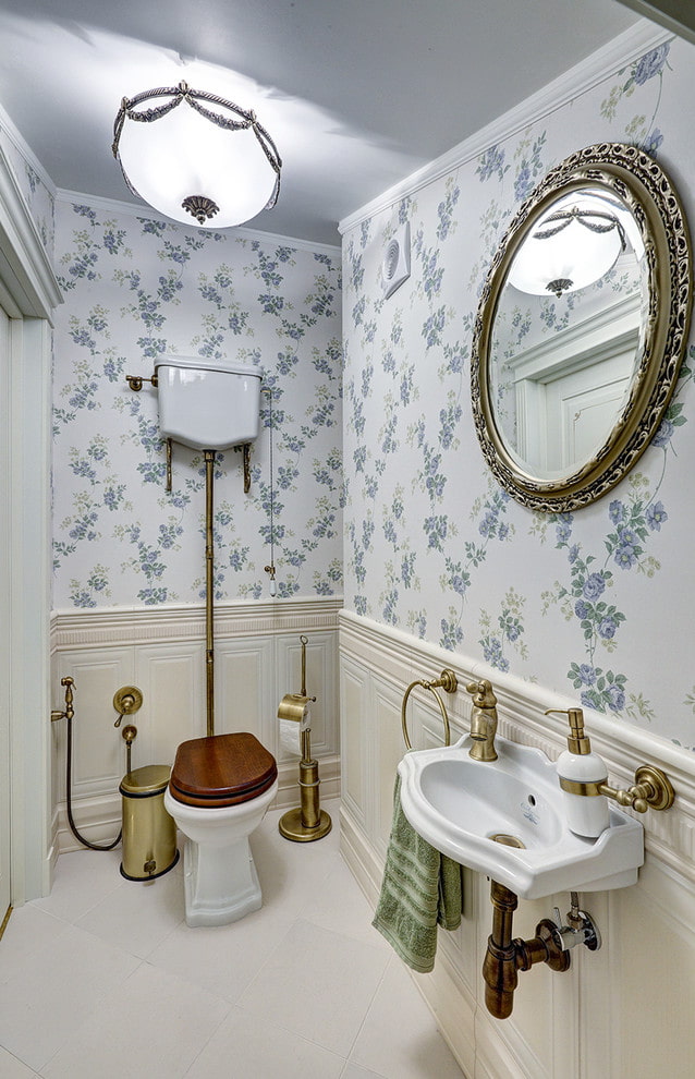 toilet i klassisk stil