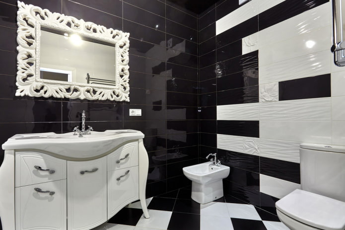 kemasan bilik mandi hitam dan putih