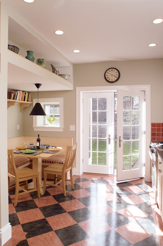 Ruang dapur-ruang makan dengan linoleum