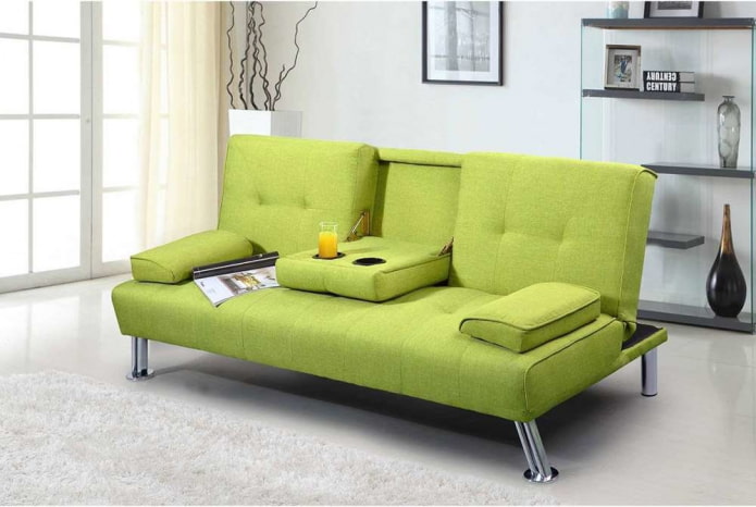 sofa-knyga interjere žalia