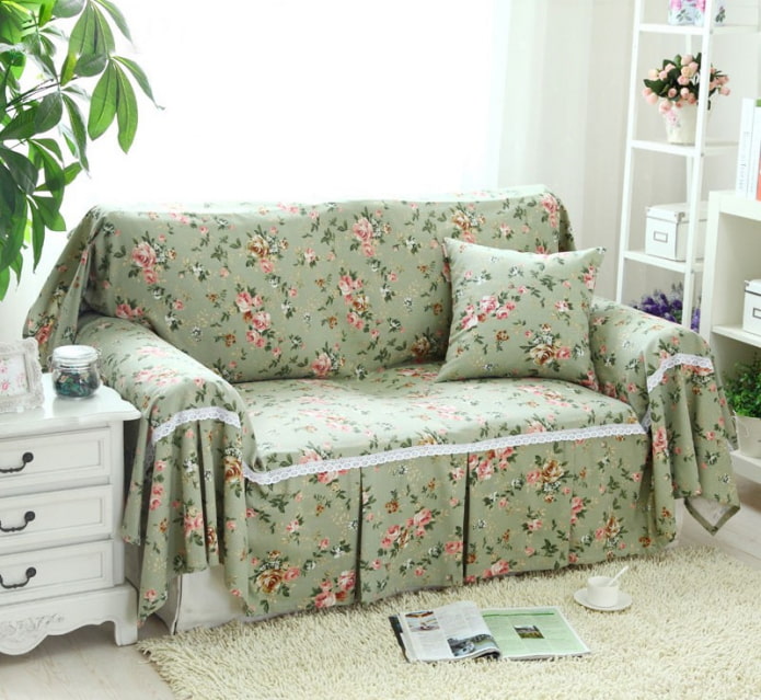 Provence-tyylinen sohva