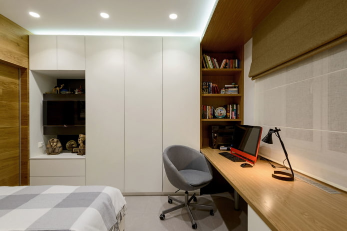 ontwerp van een werkplek in een appartement van 36 vierkanten