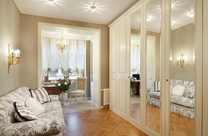 dzīvokļa interjers ir 45 kvadrātveida klasiskā stilā