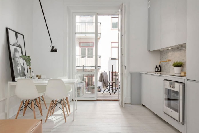 interiér bytu je 100 čtverců ve skandinávském stylu