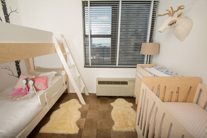 تصميم غرفة نوم لثلاثة أطفال من مختلف الأعمار