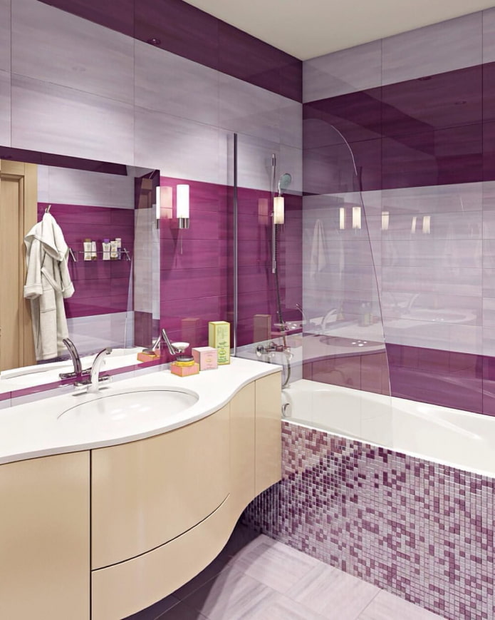 badkamer betegeld met mozaïeken